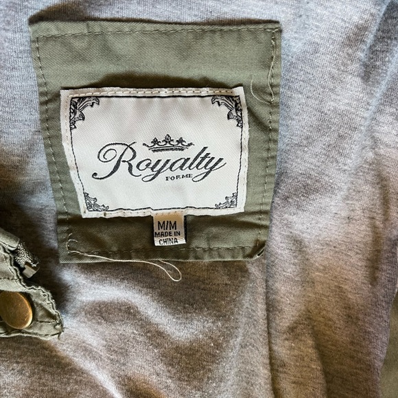 Jacket - Picture 4 of 4